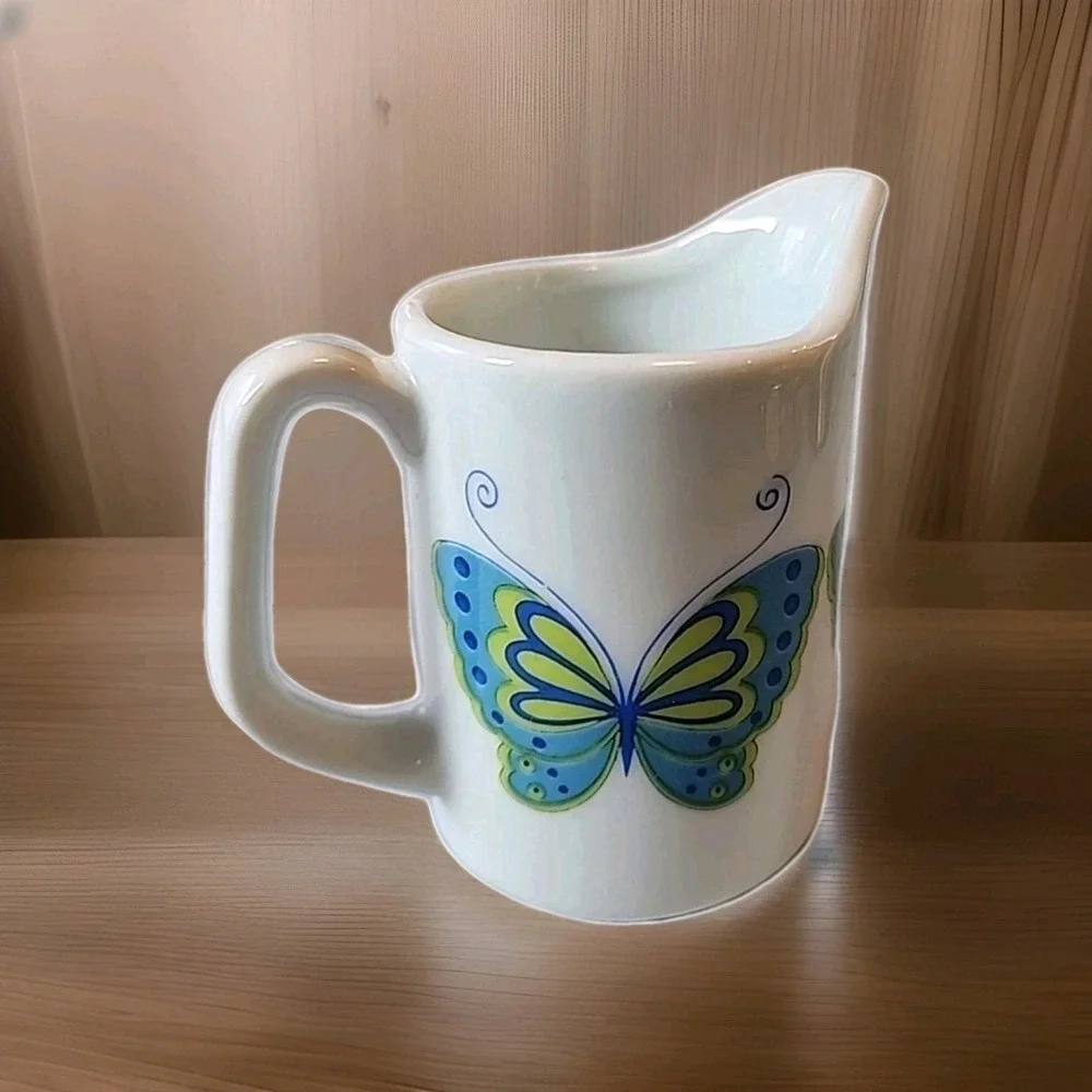 Vintage Encore Japanese Porcelain Creamer Blue &‎ Green Butterfly Design 3.5